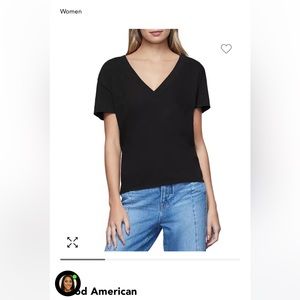 Brand new with tags Good American V-neck everyday tee